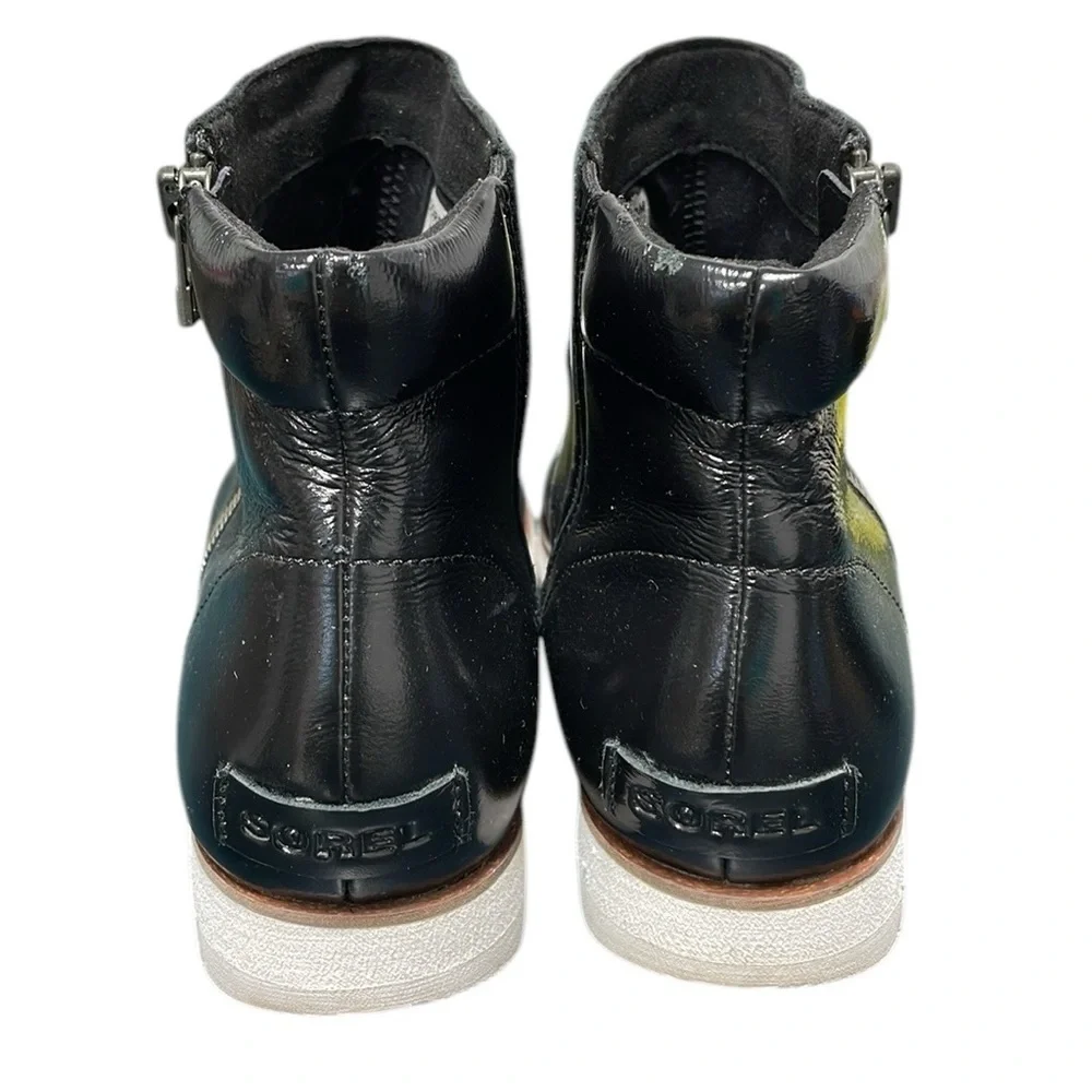 SOREL Booties Black Patent Leather Ankle Boots Harlow Size 10